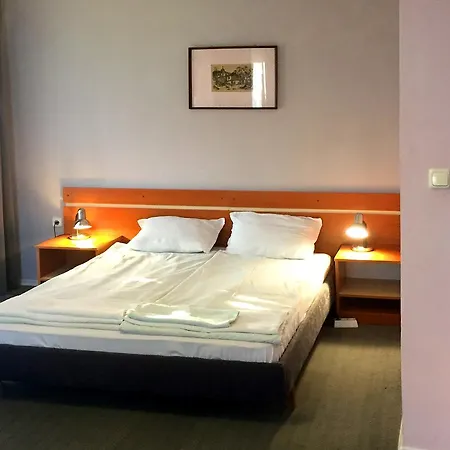 ゲストハウス Elfi