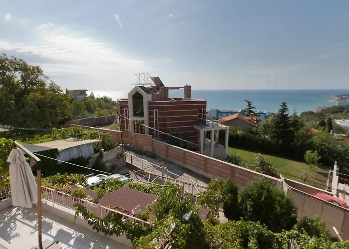 Casa de hóspedes Elfi 2*