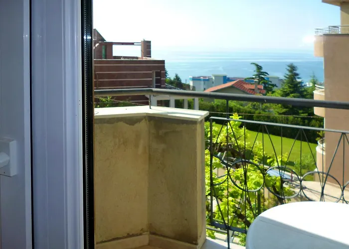 Elfi 2* Golden Sands